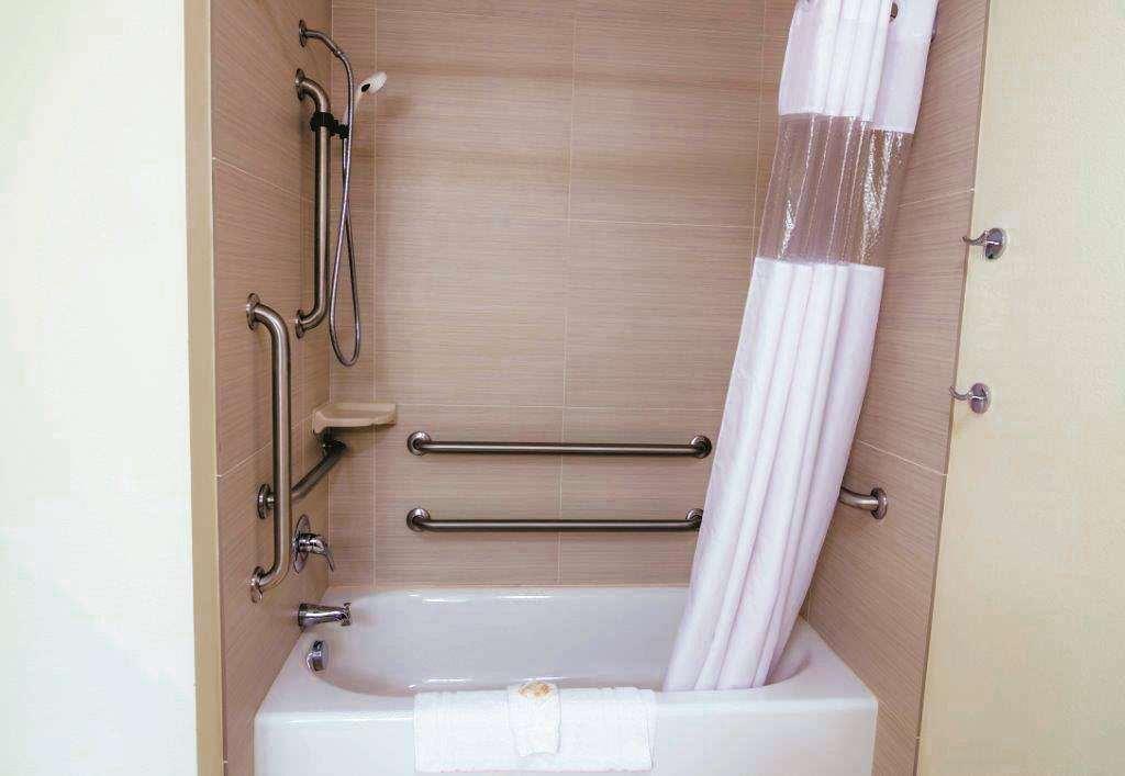 La Quinta By Wyndham Grand Forks Hotel Quarto foto