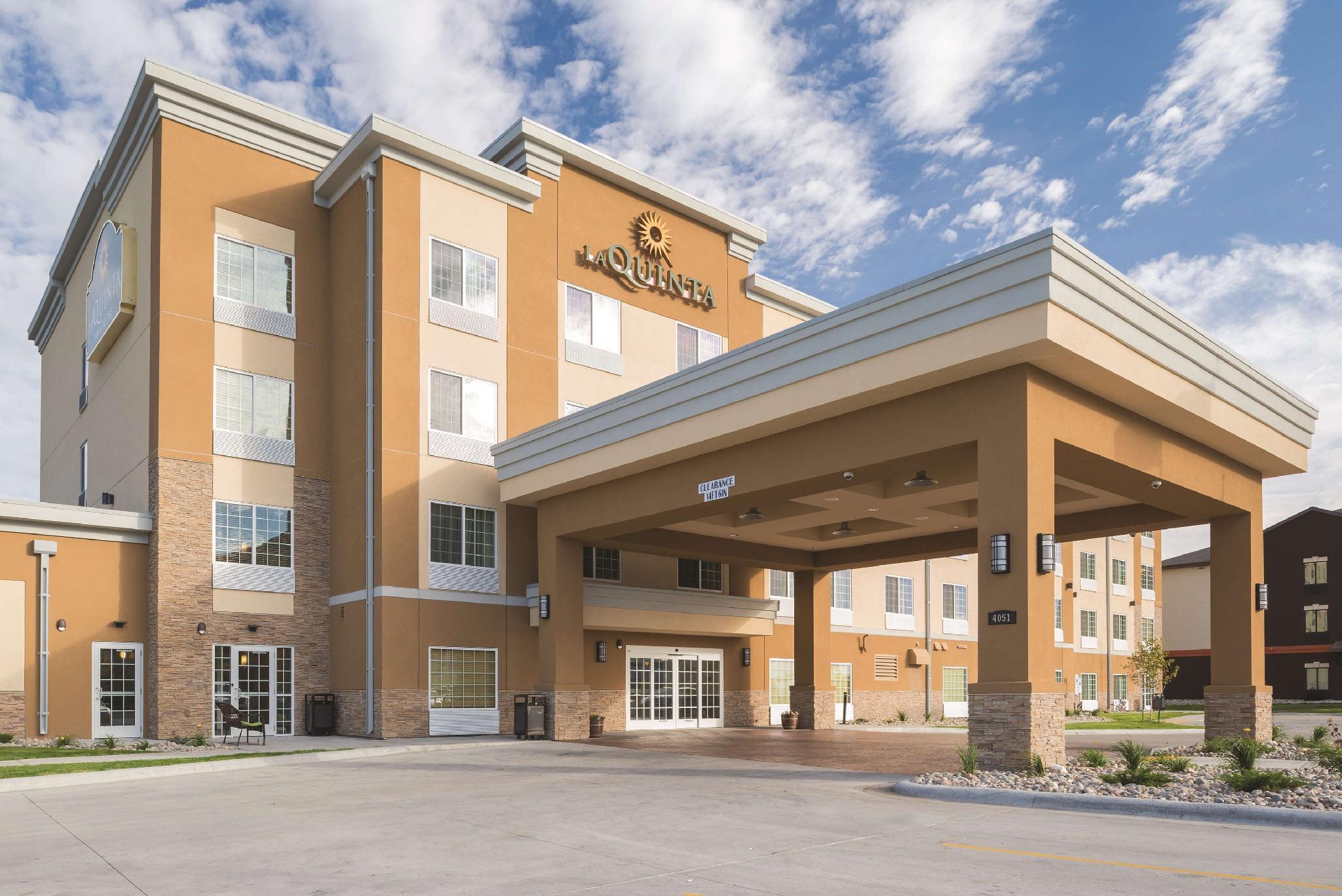 La Quinta By Wyndham Grand Forks Hotel Exterior foto